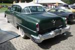 Ein Chrysler New Yorker der zweiten Generation, gebaut 1949-1954, auf der US-Car-Show in Grefrath im August 2010.