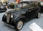 Renault Juvaquatre im Automuseum Mulhouse/Elsass.
