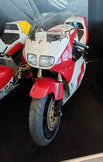 =Yamaha, gesehen im Museo Nicolis in Verona, 09-2025