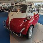 =BMW Isetta 250, Bj. 1956, 1 Zyl., 245 ccm, 12 PS; gesehen im Museo Nicolis in Verona, 09-2025