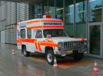 Verkehrshaus Luzern - Ausgestellter Krankenwagen Chevrolet K20 4x4