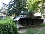 Panzer T34/85, Zwölfzylinder-Dieselmotor W-2-34, Museum des Slowakischen Nationalaufstandes (08.08.2020)