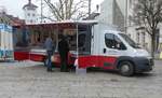 =Fiat Ducato vom Direktvermarkter OBERMAYER steht im April 2019 in Traunstein auf dem Marktplatz