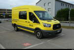 Ford Transit abgestellt auf Parkplatz in Aarberg am 17.10.2026