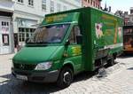 =MB Sprinter vom Geflügelhof Welbsleben steht im Mai 2018 auf dem Quedlinburger Wochenmarkt