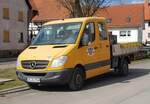 =MB Sprinter von FEICKERT-Bau als Doppelkabiner mit Ladefläche steht im April 2021 in Langenleiten