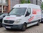 =MB Sprinter der Firma DieTec steht im Mai 2024 in Hamburg