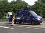 Ein Mercedes Benz Sprinter mit Hebeb�hne am 05.08.11 in Maintal 