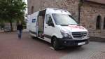 MB Sprinter von AVIS bringt Material zur Renovierung der St.