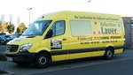 =MB Sprinter der Firma Lauer steht auf einem Parkplatz in Fulda, Oktober 2016