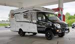 =MB Sprinter als Wohnmobil steht im Mai 2019 in Fulda zur Betankung