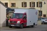 Mercedes Benz Nutzfahrzueg mit Kastenaufbau als Verkaufsfahrzeug eines B�ckers im Einsatz.