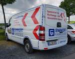 =MB Sprinter der Firma EMMERT steht auf dem Parkplatzgelände der RettMobil 2022 in Fulda, 05-2022