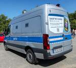 =MB Sprinter der hessischen Justizverwaltung, gesehen auf dem Ausstellungsgelände anl. der Feierlichkeiten '100 Jahre Feuerwehr HÜNFELD' im Juni 2025