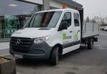 =MB Sprinter als Doppelkabiner mit Ladepritsche des Dienstleistungsunternehmens WISAG, 02-2023