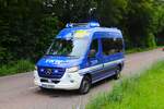 THW OV Speyer Mercedes Benz Sprinter ELW am 30.06.24 beim U-Boot Schwertransport