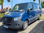 =MB Sprinter der Firma SCHNITZLER, gesehen auf dem Parkplatz der RettMobil im Mai 2025