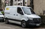 Hier ist ein Mercees-Benz Sprinter VS30 zu sehen.
