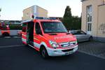 Feuerwehr Kleinostheim Mercedes Benz Sprinter ELW (Florian Kleinostheim 12/1) am 26.07.18 bei einer Übung an einen Altenheim