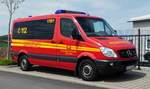 =MB Sprinter als MTF der Feuerwehr LOHFELDEN, gesehen auf dem Parkplatz der RettMobil 2017 in Fulda, Mai 2017