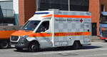 DRK Ambulanzdienst Hamburg mit einem MB Sprinter RTW am 16.06.21 Hamburg-Harburg.