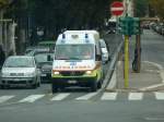 MB Sprinter als Ambulanzfahrzeug unterwegs in Rom, Oktober 2010