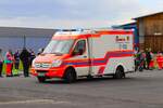 Die Johanniter Mercedes Benz Sprinter RTW bei einer Großübung am Flugplatz Egelsbach am 20.04.24. Dieses Foto ist per Teleobjektiv entstanden da man nicht auf dem Übungsgelände Fotos machen durfte