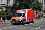 BF Frankfurt Mercedes Benz Sprinter RTW am 02.06.19 bei der großen Parade zum Jubiläum 150 Kreisfeuerwehrverband Frankfurt