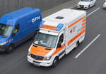 DRK Rettungsdienst Berlin mit einem MB Sprinter RTW am 26.04.21 Berliner Stadtautobahn Höhe Knobelsdorffbrücke.