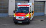 DRK Rettungsdienst Main Kinzig Kreis Mercedes Benz Sprinter RTW (DRK Main Kinzig 17-84-1) am 19.10.25 bei einen Fototermin.