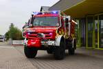 Das neue Feuerwehr R�sselsheim Bauschheim/Kreis Gro� Gerau Mercedes Benz Unimog U5023 Rosenbauer TLF-Waldbrand (Florian Kreis Gro� Gerau 21-2) am 25.08.26 bei einen Fototermin. Danke f�r das tolle Shooting 