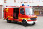 Feuerwehr Schwetzingen Mercedes Benz Vario KLAF (Florian Schwetzingen 72) am 26.08.23 bei einen Fototermin.
