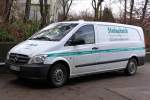 MB Viano der Firma  Steinebach , abgestellt an einer Tankstelle in 36088 H�nfeld, Dezember 2014