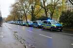 Polizei Hessen Mercedes Benz Vito am 15.04.23 bei einer Demonstration in Frankfurt am Main