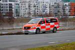 Malteser Frankfurt am Main Mercedes Benz Vito NEF (4/82-1) am 14.02.26 in Frankfurt am Main an der Uni Klinik 

