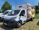 =Opel Movano des Autovermieters SIXT, abgestellt auf dem Parkplatz der 2025er Rettmobil in Fulda