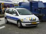 Opel f�r Einsatzleitung Nedtrain bei Unf�lle fotografiert in Alkmaar, Niederlande bei Bahnhoffest am 16-05-2009.