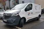 =Opel Vivaro vom Gesundheitszentrum REINIGER, gesehen im November 2022 in Hünfeld