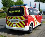 =Peugeot Expert steht zum Verkauf, gesehen auf dem Parkplatz der RettMobil Fulda, Mai 2017
