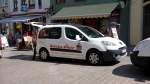 Peugeot als Lieferfahrzeug von  Schinken-Meyer  bringt frische Ware zur Filiale in Wismar, August 2014
