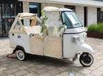 =Piaggio Ape als Hochzeitsmobil, gesehen im August 2026 in Alt�tting