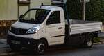 Hier ist ein Piaggio Porter zu sehen.