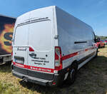 =Renault Master der Firma SCHMITT-Baumaschinen steht auf dem Parkplatz der 2025er Rettmobil in Fulda