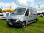 Renault Master als Werbeträger für  SCHAUMANN , gesehen bei der Kreistierschau des LK Fulda in Petersberg-Melzdorf im Juni 2014