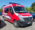 =Renault Master als MTW der Feuerwehr PETERSBERG, steht auf dem Gästeparkplatz anl.