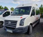 =VW Crafter des DRK, gesehen auf dem Parkplatz der RettMobil, 05-2022