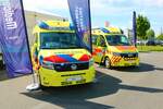 VW Crafter RTW und MAN TGW RTW am 13.05.22 auf der Rettmobil in Fulda