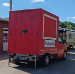 =VW T5 als Frühstückswagen, gesehen beim US-CAR-TREFFEN in Bardowick, 06-2024