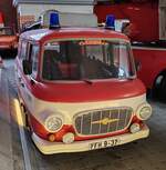 =Barkas B 1000, Bj. 1984 der Feuerwehr KLOTSCHE steht im Feuerwehrmuseum in Fulda, 11-2025