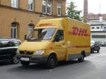 Mercedes Benz Sprinter 308 CDI als Pakettransporter der DHL am 20.08.08 in Fulda